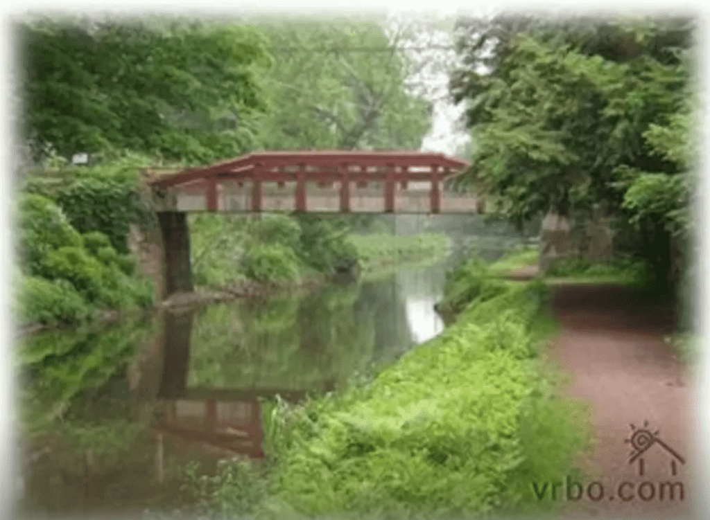 bridge to towpath delaware river canal